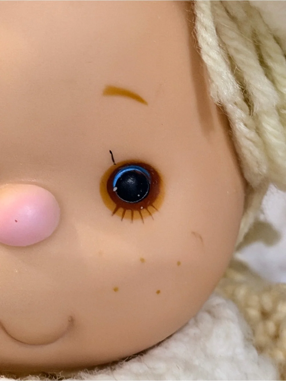 VTG 70s Handmade Crochet Doll Yellow Dress White Bib Floppy Hat &  Freckles 17”